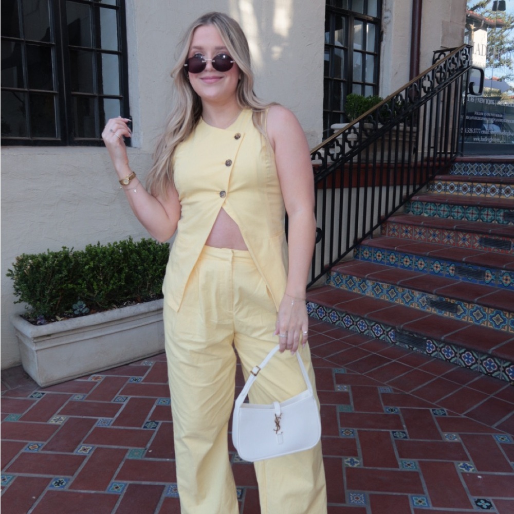 Yellow Sleeveless Button-Front Pant suit